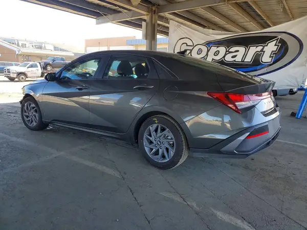 KMHLM4DGXRU696156 2024 HYUNDAI ELANTRA - Image 2