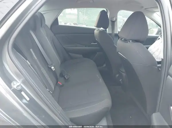 KMHLM4DGXRU697758 2024 HYUNDAI ELANTRA - Image 8