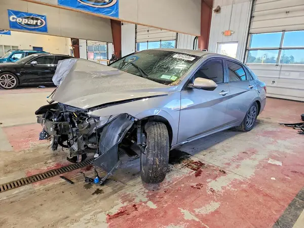 KMHLM4DGXRU699736 2024 HYUNDAI ELANTRA - Image 1
