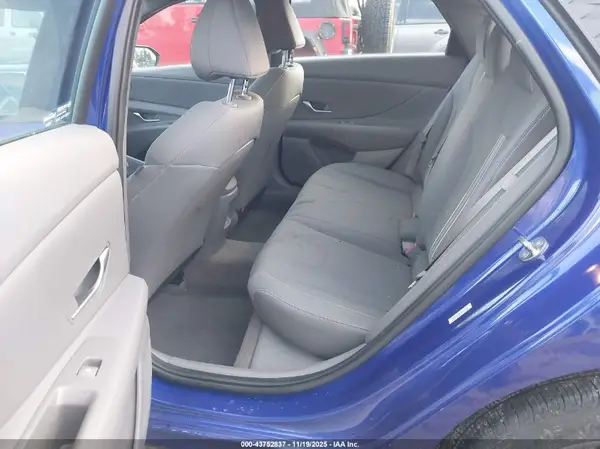 KMHLM4DGXRU703591 2024 HYUNDAI ELANTRA - Image 8