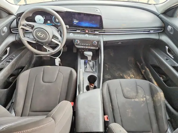 KMHLM4DGXRU703980 2024 HYUNDAI ELANTRA - Image 8