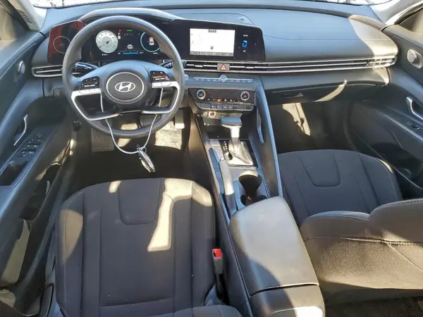 KMHLM4DGXRU707074 2024 HYUNDAI ELANTRA - Image 8