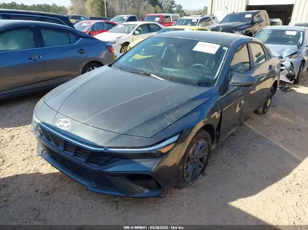 KMHLM4DGXRU707852 2024 HYUNDAI ELANTRA - Image 2