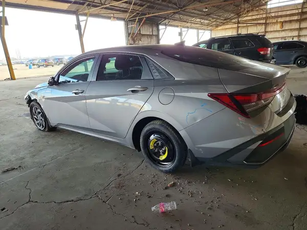 KMHLM4DGXRU710007 2024 HYUNDAI ELANTRA - Image 2