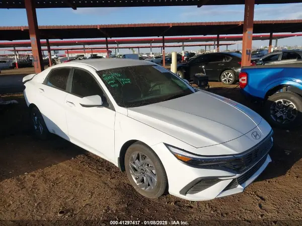 KMHLM4DGXRU710539 2024 HYUNDAI ELANTRA - Image 1