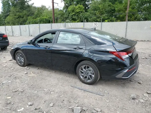 KMHLM4DGXRU715126 2024 HYUNDAI ELANTRA - Image 2
