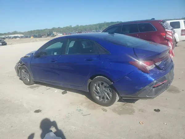 KMHLM4DGXRU717765 2024 HYUNDAI ELANTRA - Image 2