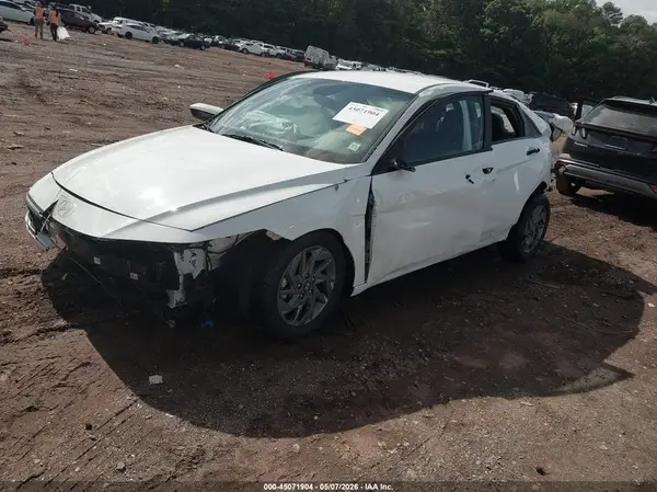 KMHLM4DGXRU728202 2024 HYUNDAI ELANTRA - Image 2