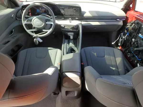KMHLM4DGXRU730578 2024 HYUNDAI ELANTRA - Image 8