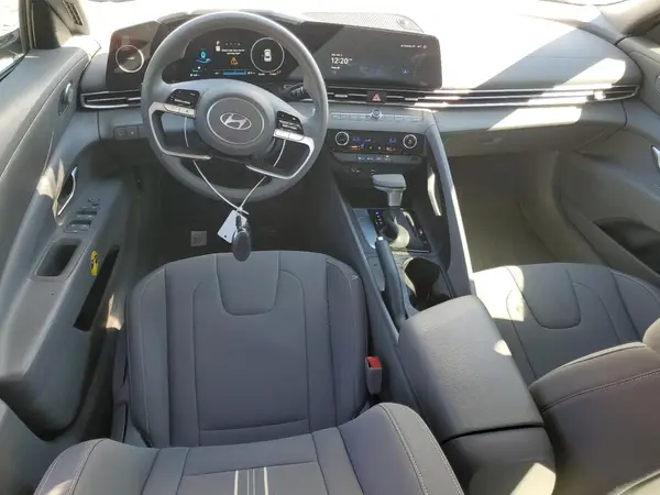 KMHLM4DGXRU731519 2024 HYUNDAI ELANTRA - Image 8