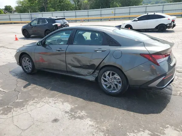 KMHLM4DGXRU734212 2024 HYUNDAI ELANTRA - Image 2