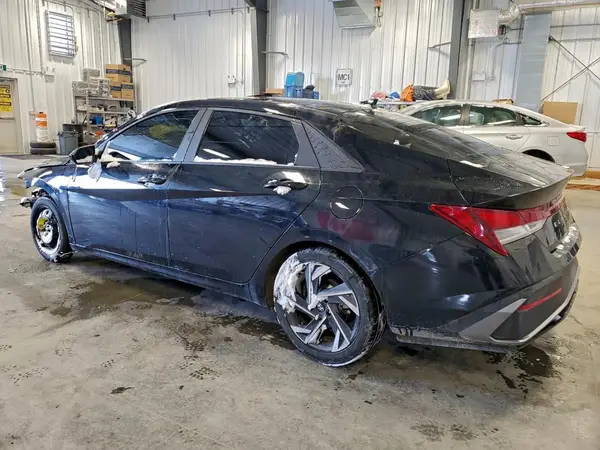 KMHLM4DGXRU736445 2024 HYUNDAI ELANTRA - Image 2