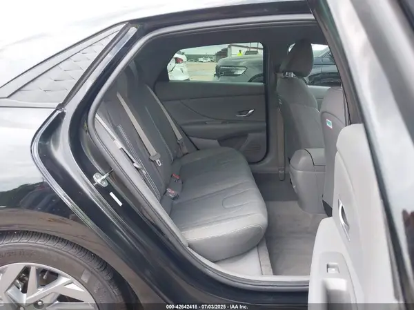KMHLM4DGXRU738552 2024 HYUNDAI ELANTRA - Image 8