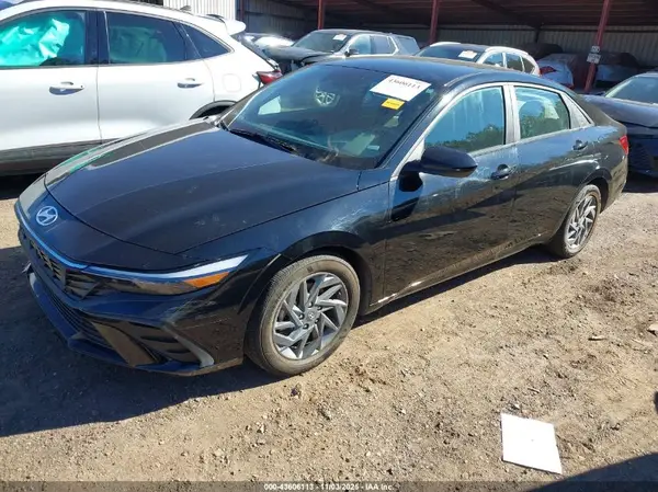 KMHLM4DGXRU744383 2024 HYUNDAI ELANTRA - Image 2
