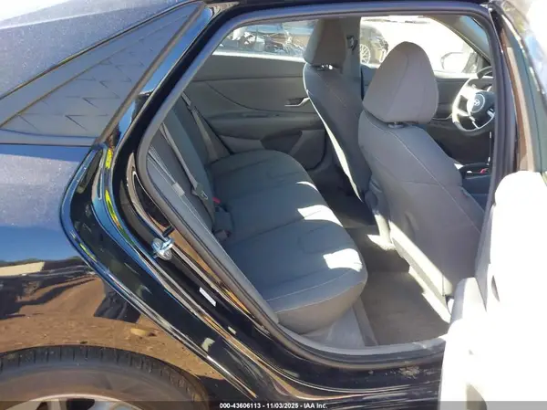 KMHLM4DGXRU744383 2024 HYUNDAI ELANTRA - Image 8