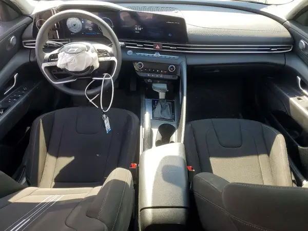 KMHLM4DGXRU752161 2024 HYUNDAI ELANTRA - Image 8