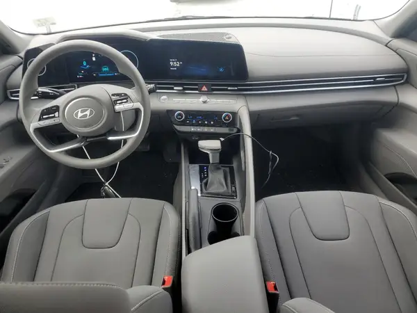 KMHLM4DGXRU753164 2024 HYUNDAI ELANTRA - Image 8