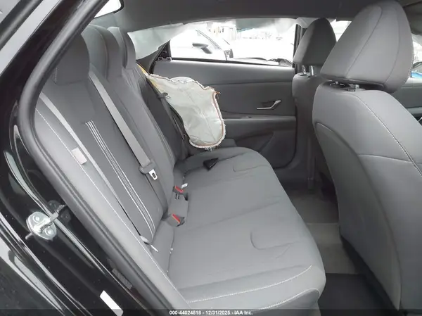 KMHLM4DGXRU753634 2024 HYUNDAI ELANTRA - Image 8