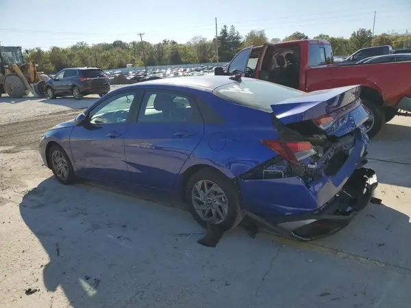 KMHLM4DGXRU756582 2024 HYUNDAI ELANTRA - Image 2