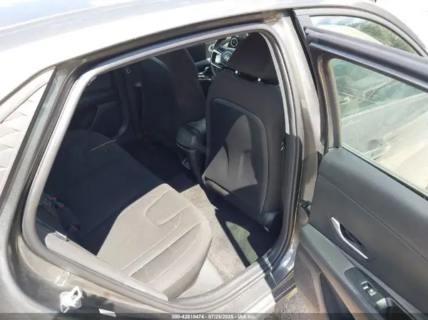 KMHLM4DGXRU757716 2024 HYUNDAI ELANTRA - Image 8