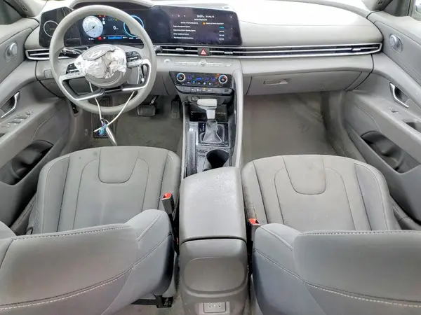 KMHLM4DGXRU758722 2024 HYUNDAI ELANTRA - Image 8