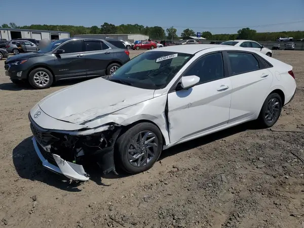 KMHLM4DGXRU760910 2024 HYUNDAI ELANTRA - Image 1