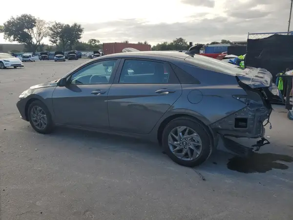 KMHLM4DGXRU766027 2024 HYUNDAI ELANTRA - Image 2