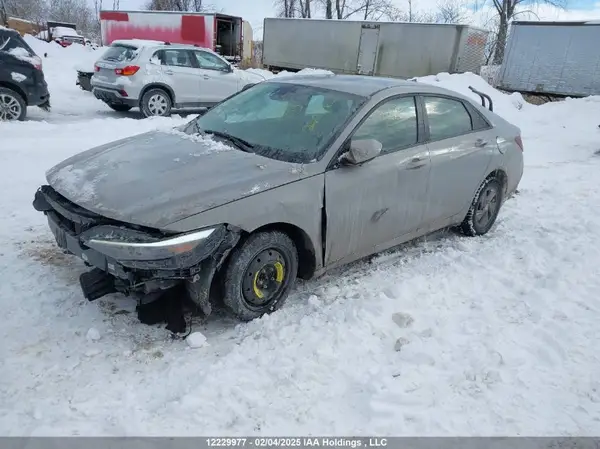 KMHLM4DGXRU766772 2024 HYUNDAI ELANTRA - Image 2