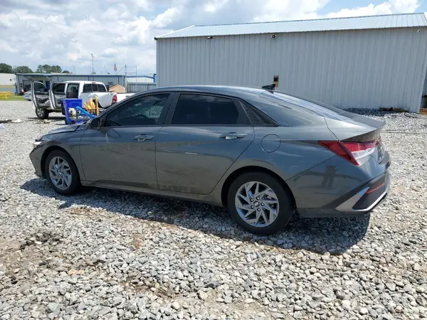 KMHLM4DGXRU767114 2024 HYUNDAI ELANTRA - Image 2