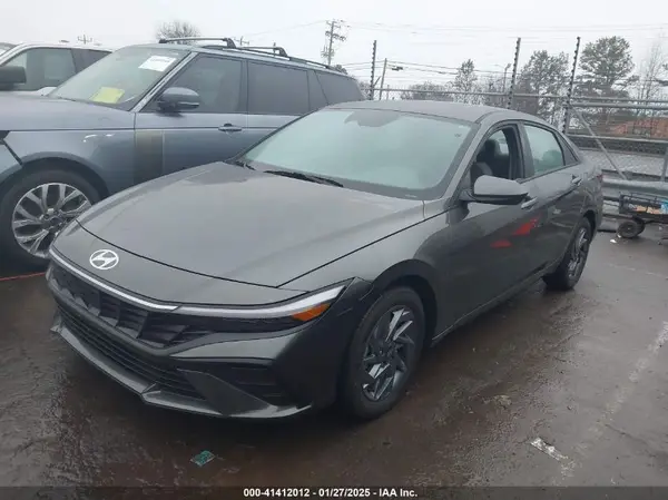 KMHLM4DGXRU770661 2024 HYUNDAI ELANTRA - Image 2