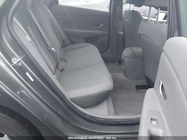 KMHLM4DGXRU770661 2024 HYUNDAI ELANTRA - Image 8