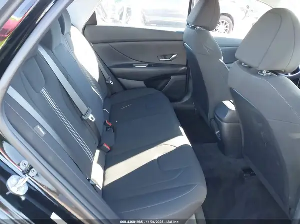 KMHLM4DGXRU772314 2024 HYUNDAI ELANTRA - Image 8