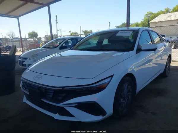 KMHLM4DGXRU774788 2024 HYUNDAI ELANTRA - Image 2