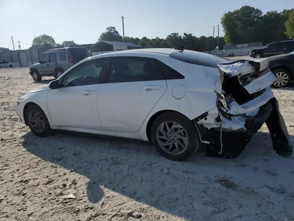 KMHLM4DGXRU775150 2024 HYUNDAI ELANTRA - Image 2