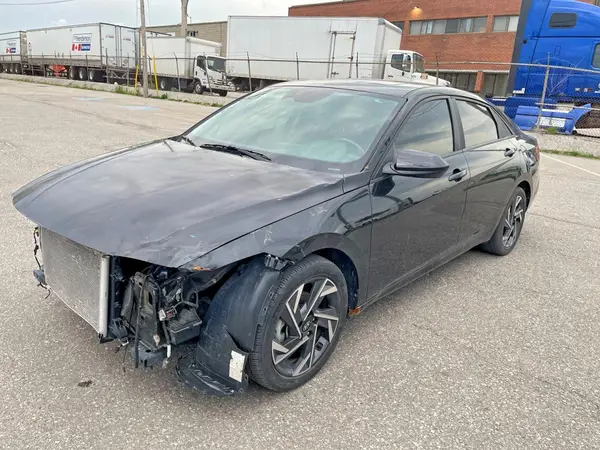 KMHLM4DGXRU775987 2024 HYUNDAI ELANTRA - Image 2