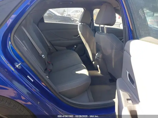 KMHLM4DGXRU780218 2024 HYUNDAI ELANTRA - Image 8