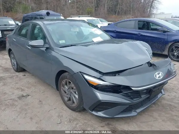 KMHLM4DGXRU783877 2024 HYUNDAI ELANTRA - Image 1