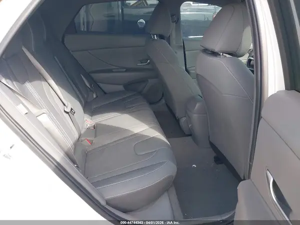 KMHLM4DGXRU797293 2024 HYUNDAI ELANTRA - Image 8