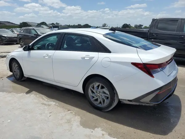 KMHLM4DGXRU798539 2024 HYUNDAI ELANTRA - Image 2