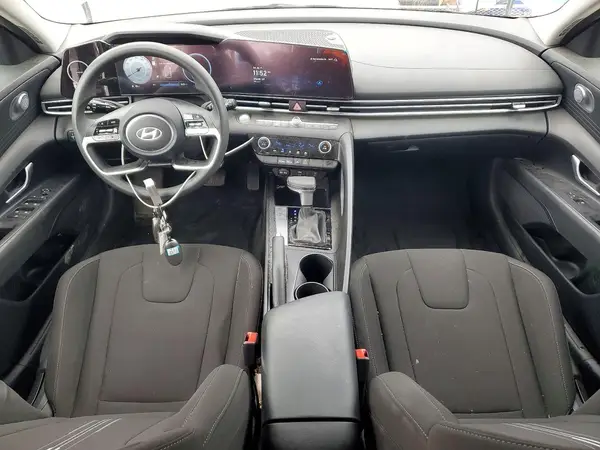 KMHLM4DGXRU807417 2024 HYUNDAI ELANTRA - Image 8