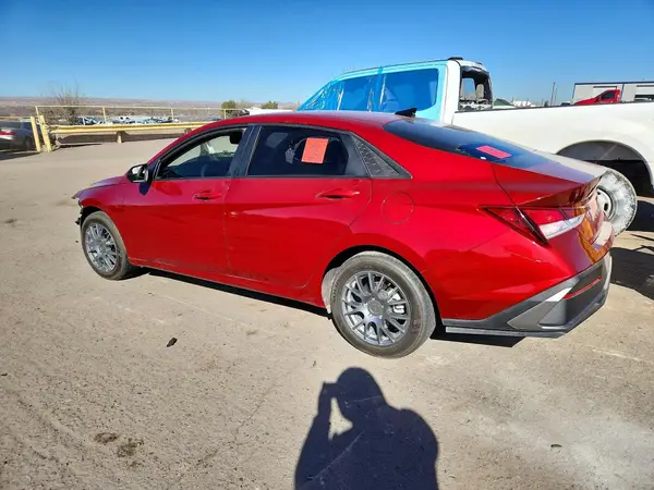 KMHLM4DGXRU807997 2024 HYUNDAI ELANTRA - Image 2