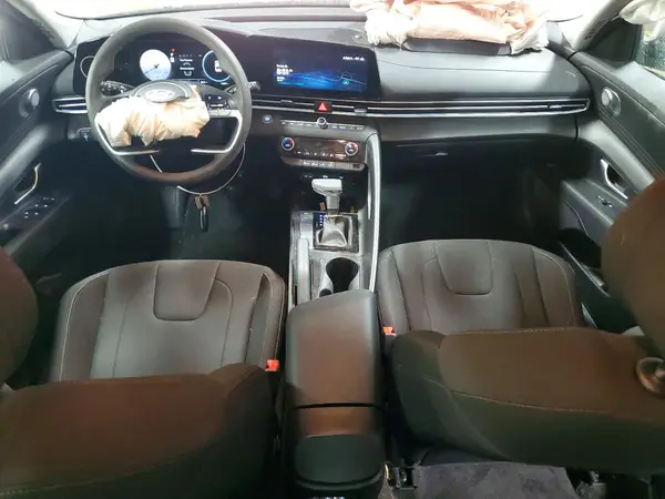 KMHLM4DGXRU813492 2024 HYUNDAI ELANTRA - Image 8