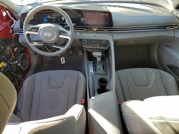 KMHLM4DGXRU814058 2024 HYUNDAI ELANTRA - Image 8
