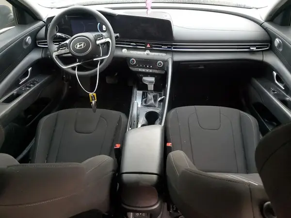 KMHLM4DGXRU815078 2024 HYUNDAI ELANTRA - Image 8