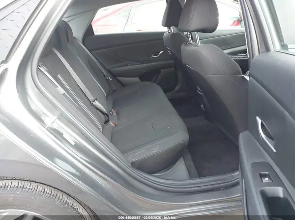 KMHLM4DGXRU823701 2024 HYUNDAI ELANTRA - Image 8