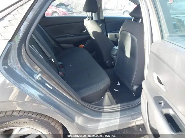 KMHLM4DGXRU832768 2024 HYUNDAI ELANTRA - Image 8