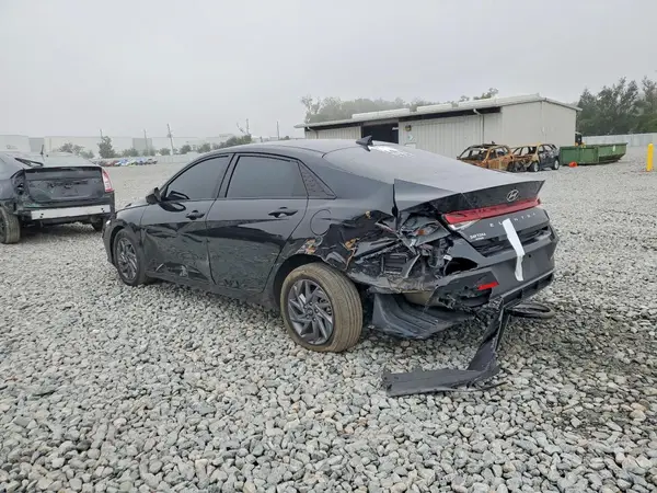 KMHLM4DGXRU834973 2024 HYUNDAI ELANTRA - Image 2