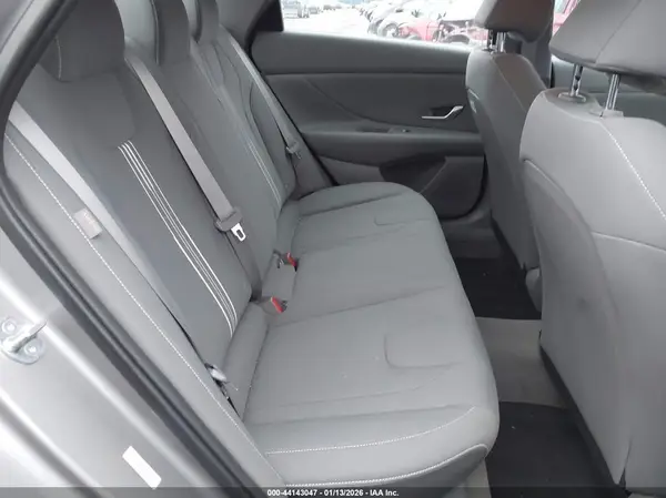KMHLM4DGXRU846556 2024 HYUNDAI ELANTRA - Image 8