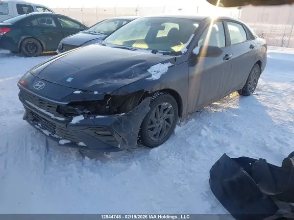 KMHLM4DGXRU848002 2024 HYUNDAI ELANTRA - Image 2