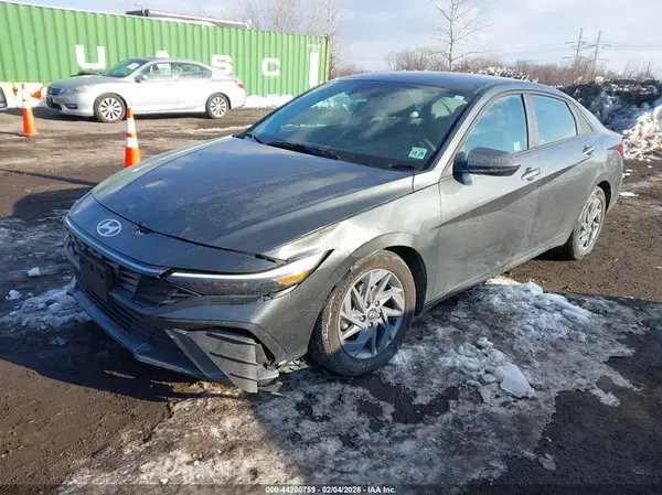 KMHLM4DGXRU849280 2024 HYUNDAI ELANTRA - Image 2